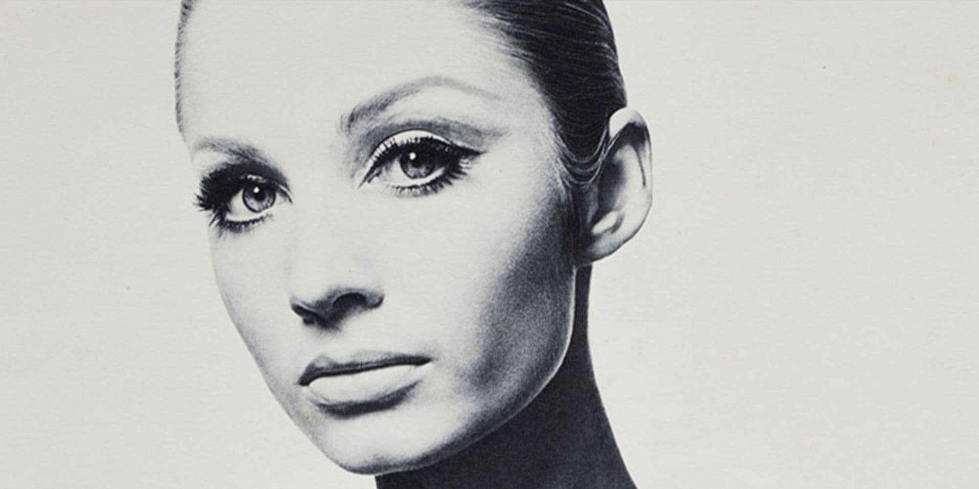 Buy and sell Photographic Art at auction in Edinburgh, London, Glasgow and online